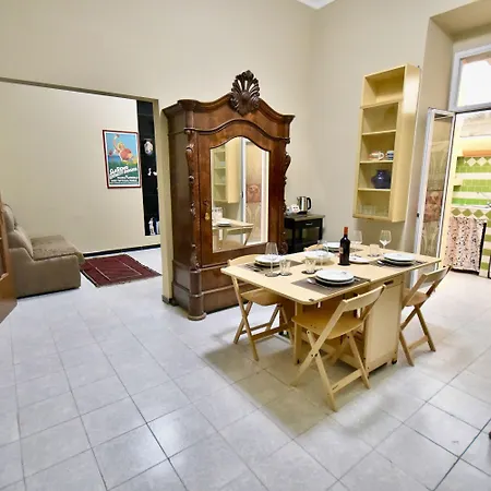 De Angelis House By Wonderful Italy Daire Sanremo